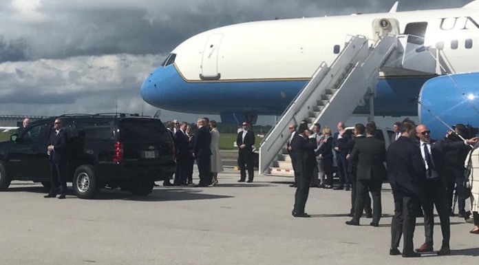 Trump lands at Shannon airport