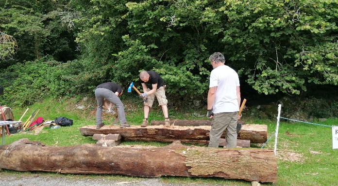 Archaeologists Carve Replica Of Pagan Idol At Craggaunowen