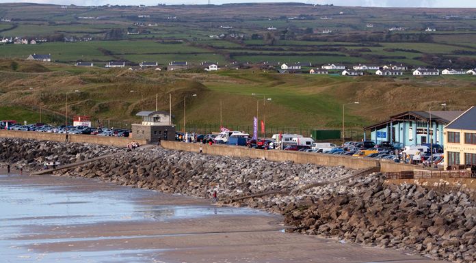 Lahinch Signage Erected To Remind Public About Social Distancing