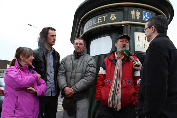 Clare FM’s John Cooke interviewing the late Josef Pavelka as his friend Piotr Baram and Volunteers Josephine O’Brien and Anthony McDonagh look on. Above photograph by Ray Conway – Frameworks Media ray@frameworksmedia.ie